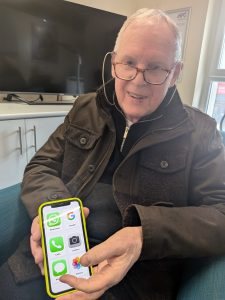 We sort out John’s phone (complimentary service)